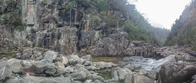 Hiking Trail through the Apsley River Gorge along the riverbed