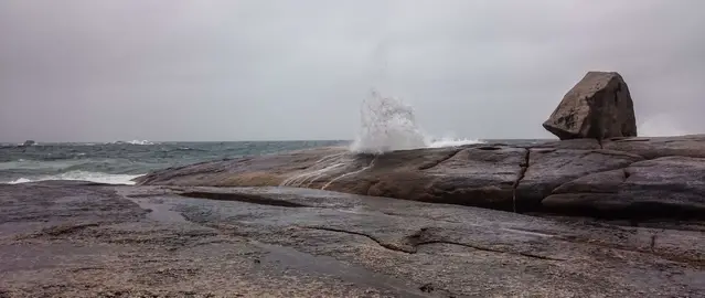 Bicheno Blow Hole at high tide