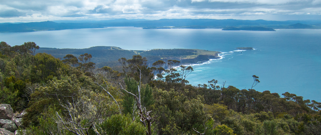 360° view from Bishop and Clerk on Maria Island in Tasmania