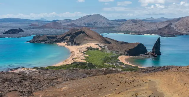 Pinnacle Rock and Golden Beach on Bartolome Iland - Galapagos