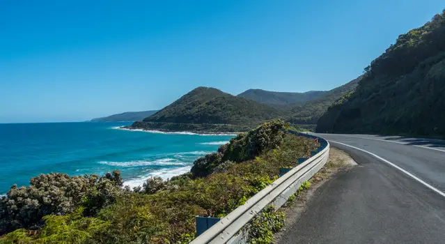 Small parking bays along the Great Ocean Road