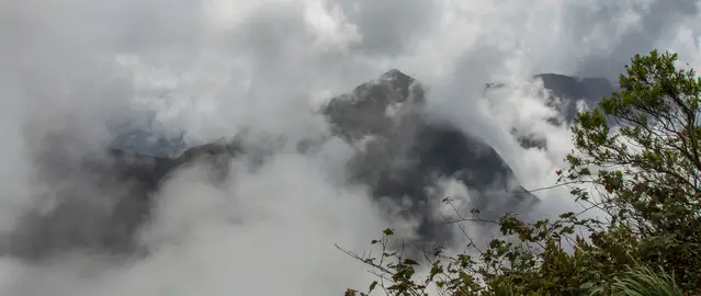 World's End at Horton Plains covered in clouds