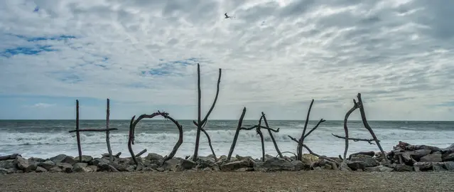 Hokitika t the Tasman Sea