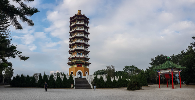 Ci'en Pagoda built by Chiang Kai-shek