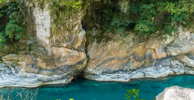 Swallow Grotto - Taroko Gorge