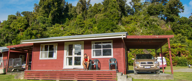 Cabin at the Holiday Park next to Lake Waikaremoana