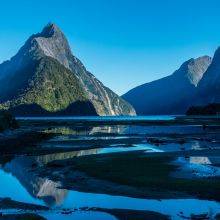 Milford Sound Cruise on a Sunny Day plus Tips and Hikes - One Day Itinerary