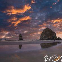 Haystack Rock in Cannon Beach - Tufted Puffins and Tide Pools in Oregon