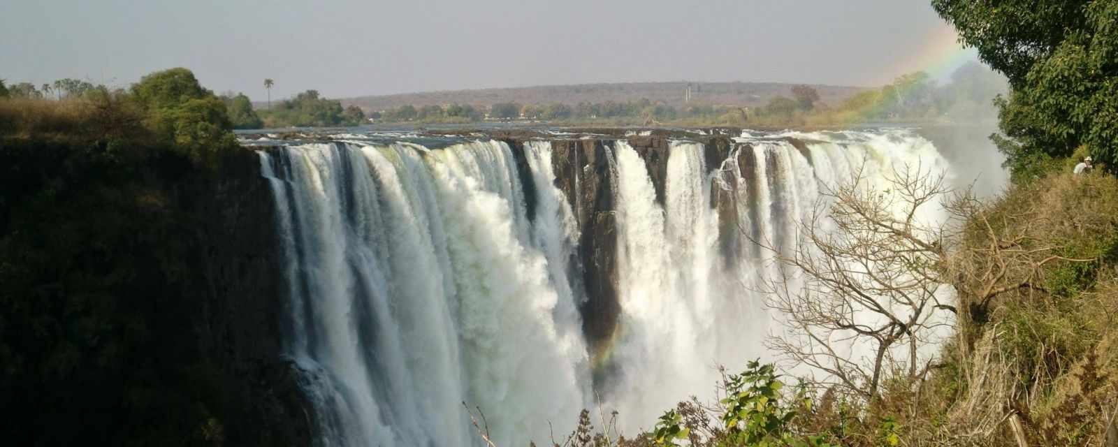 Victoria Falls and Devil's Pool in Zimbabwe - Season Guide