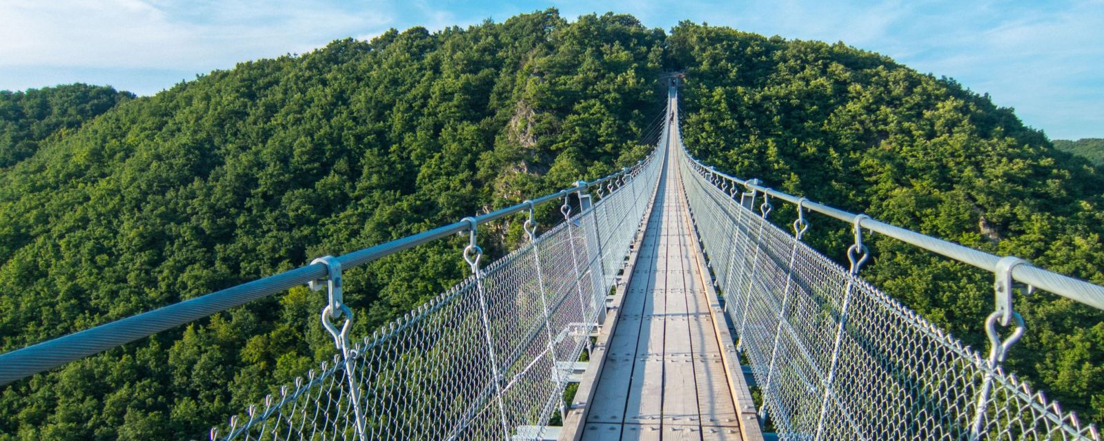 5 Tips and Parking for Geierlay - Suspension Bridge in Germany 