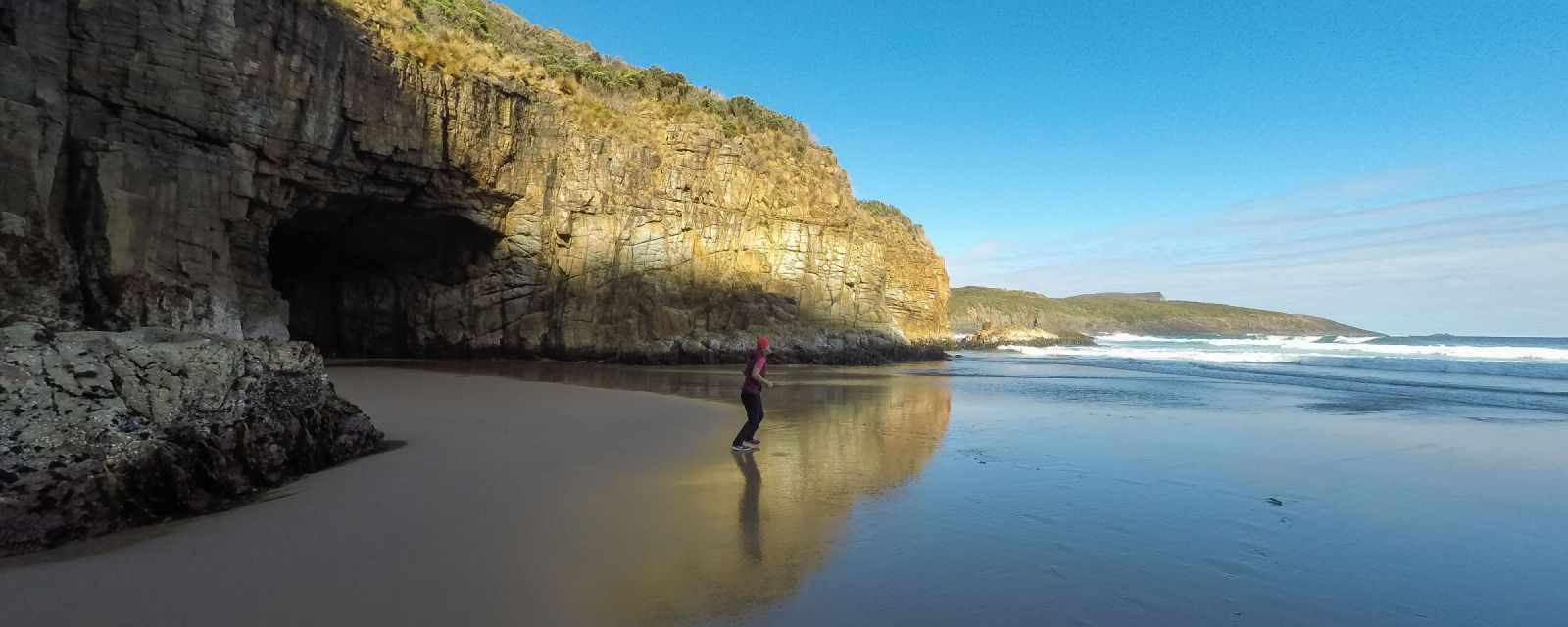 Tide Times and Tips for the Remarkable Cave at Port Arthur