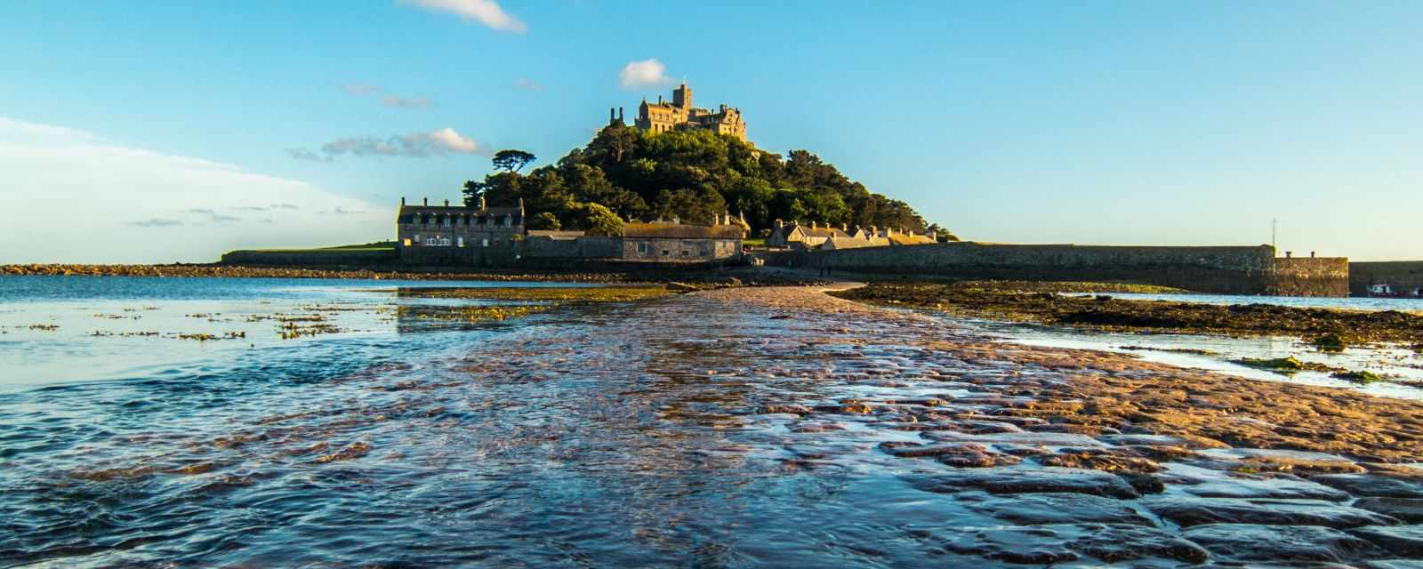 Tide Times and Tips for St. Michaels Mount in Cornwall