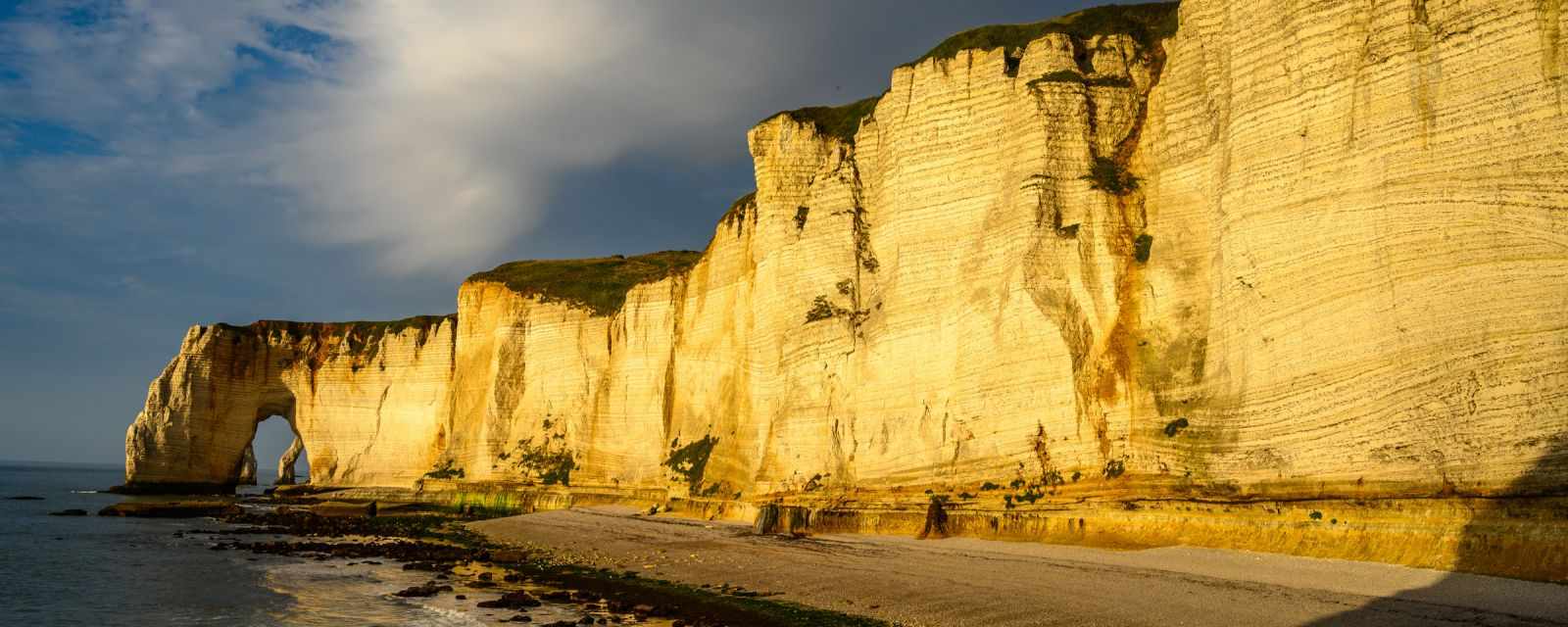 White Cliffs Falaises Etretat in France - 3 Tips and Hikes
