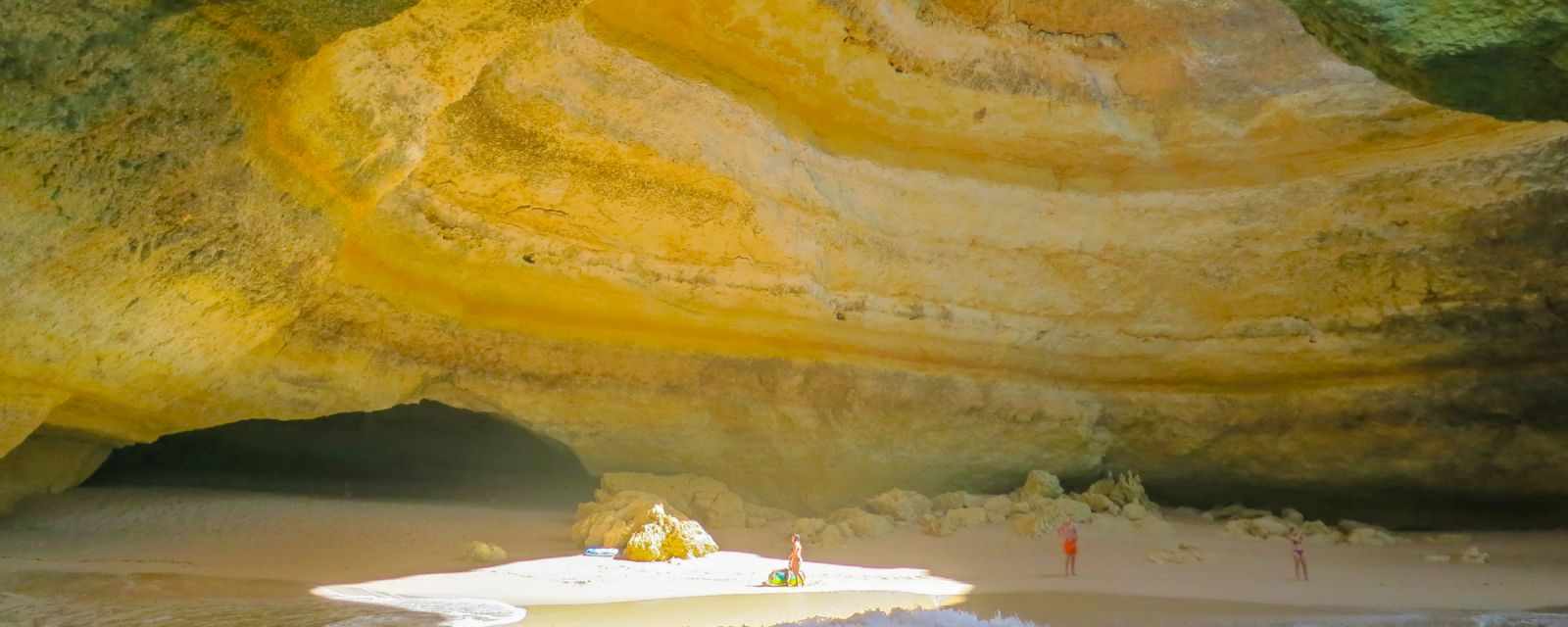 Gruta de Benagil - Benagil Cave - Algarve in Portugal