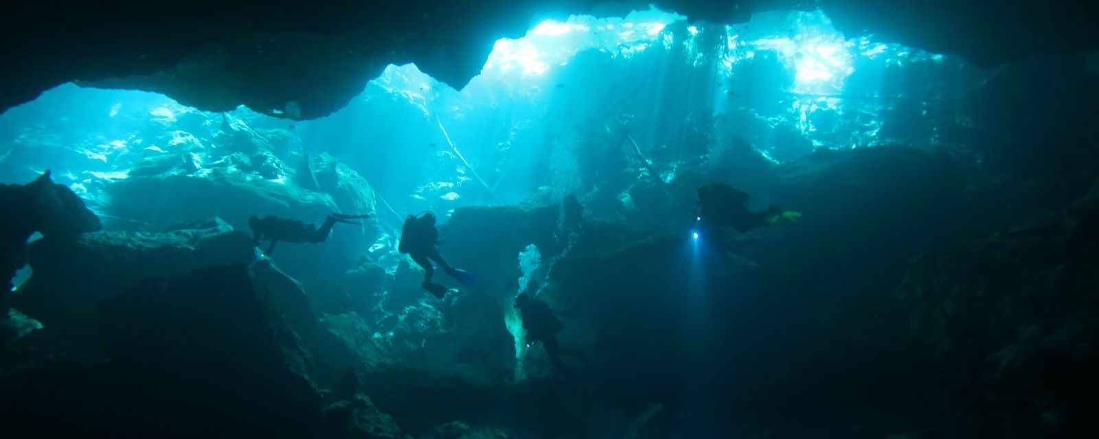 Cenote Diving in Cancun