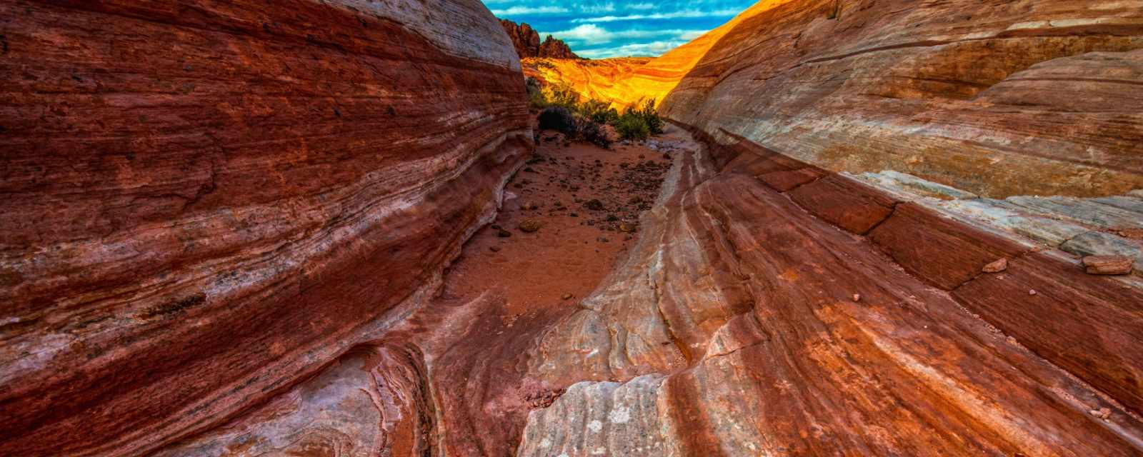 Valley of Fire Close to Las Vegas - 7 Tips and Hikes