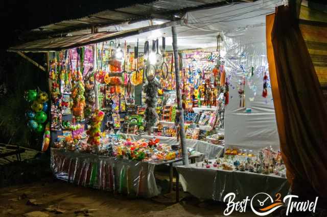 Food and trash stall along the pilgrimage