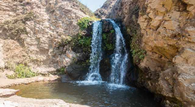 The Upper Alamere Falls close to the beach