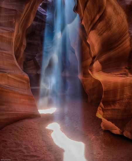 Upper Antelope Canyon - Light Beam