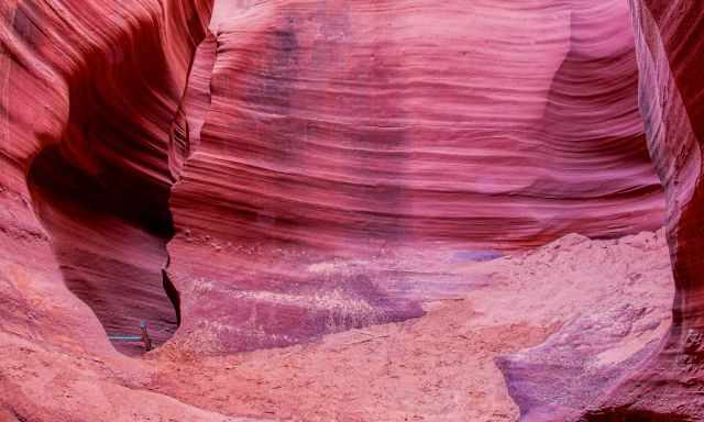 Lower Antelope ladder climb