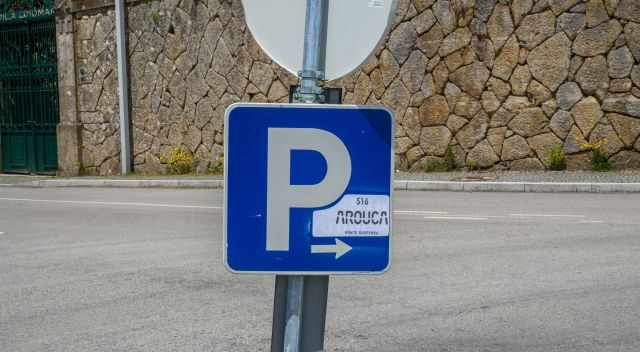 Parking Sign for Arouca 516