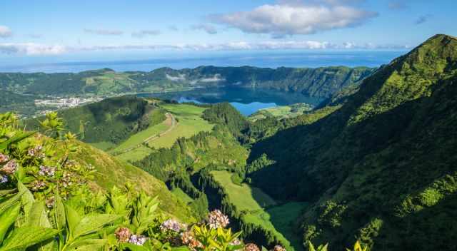 The first glimpse from the distance to Sete Cidades