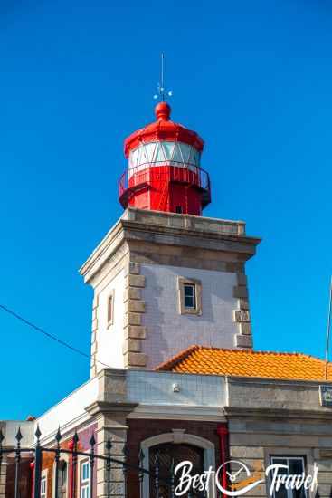A closer view to the lighthouse of Cabo da Roca