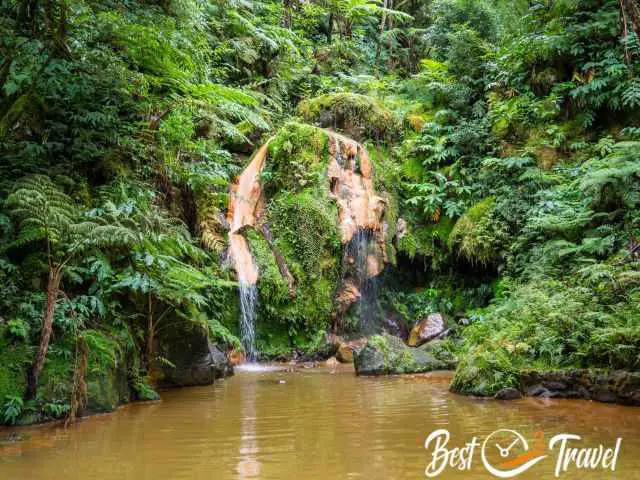 The waterfall and pool empty without anybody.