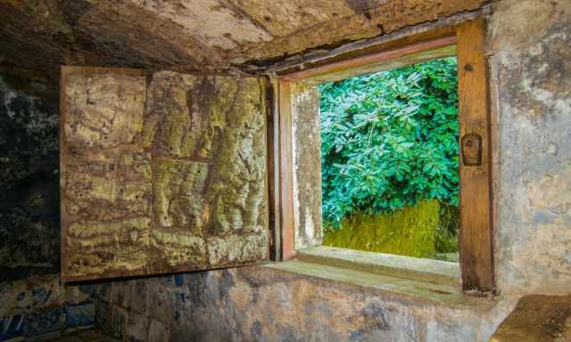 The cork on each window