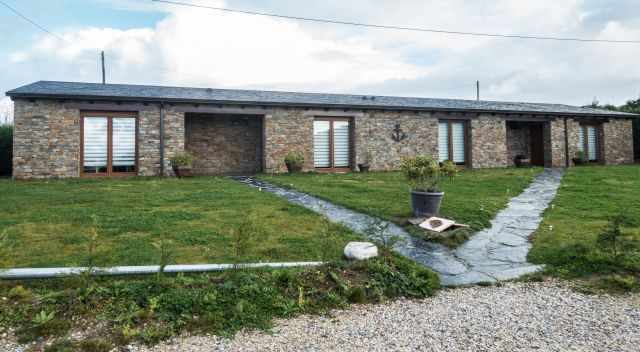 Our self-catering cottage close to Cathedral Beach