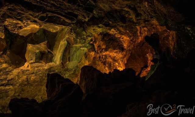 Cueva de Los Verdes inside