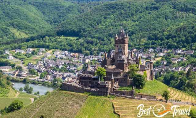 Cochem Castle towering over Cochem and Moselle