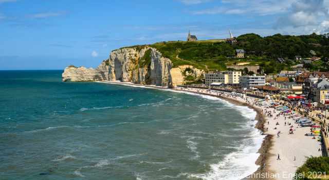 The Etretat Beach a bit crowded at weekends