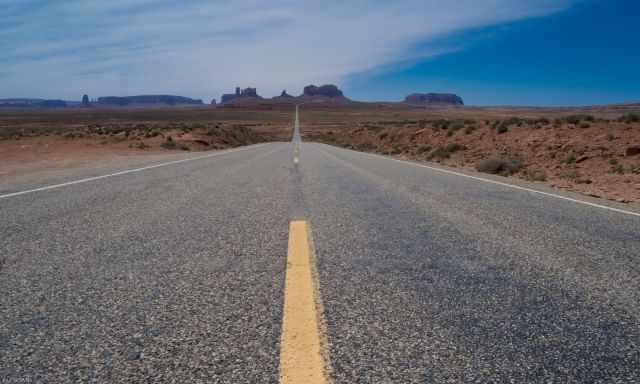 The Forest Gump Road with Monument Valley in the back