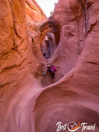 The hard climb at the beginning of Peek-A-Boo Slot Canyon