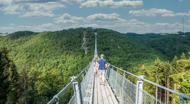 People in front of me on the Geierlay suspension bridge