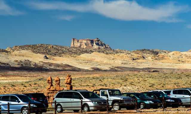 Parking next to the 3 Sisters