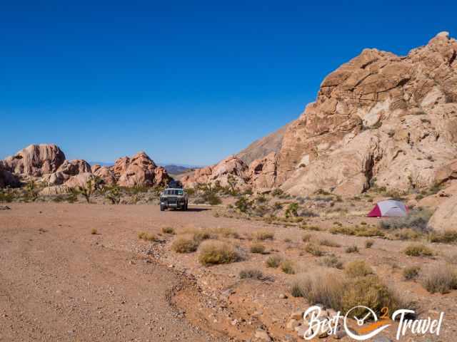 A Jeep and a tent at Whitney Pocket