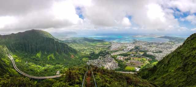 Panorama Haiku Stairs and view down to the bay