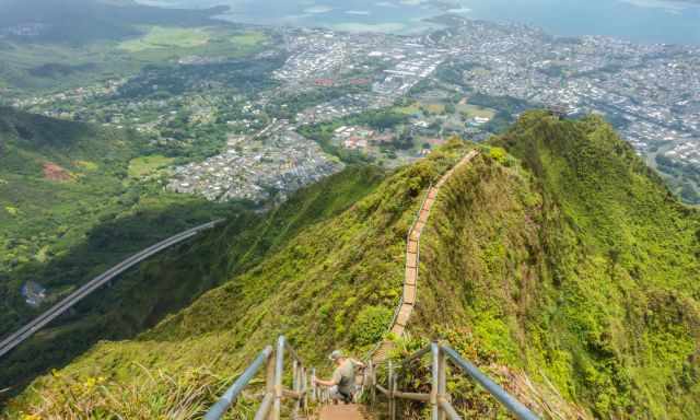 An elderly man from the neighborhood on the Haiku Stairs