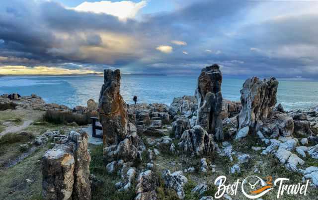 A viewpoint at the coast to watch whales with beautiful rock formations.