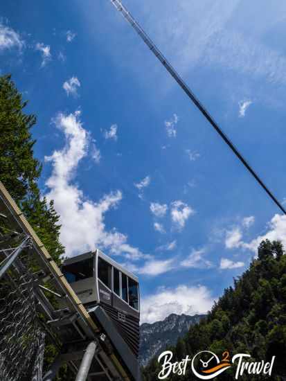 The inclined lift or elevator to Highline 179