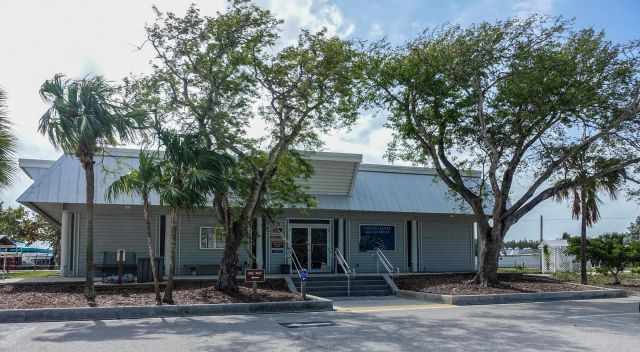 Visitor Information Center and Aquarium in John Pennekamp