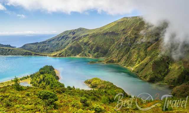 Lagoa do Fogo is a crater lake within the Agua de Pau Massif stratovolcano  in the center of the island of Sao Miguel in the Portuguese archipelago of  Stock Photo - Alamy