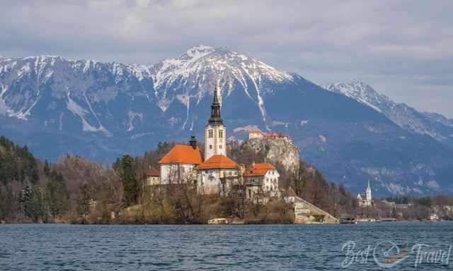 The Church of Assumption with Mount Stoll in the back