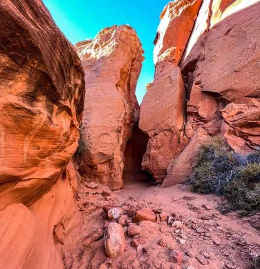 Narrow entrance to ligai in the desert