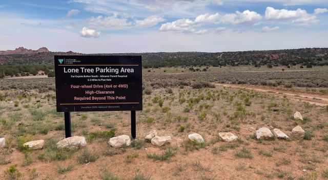 Lone Tree Parking Area