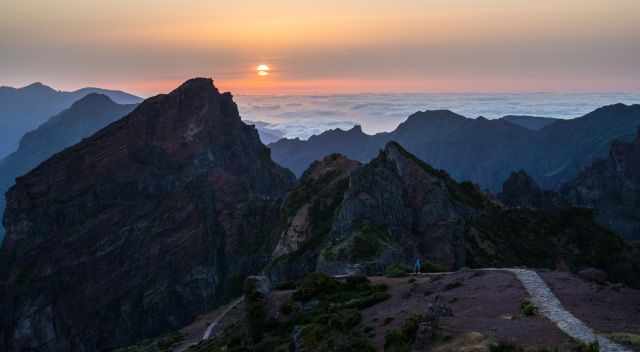 Spectacular sunset on Pico Arieiro