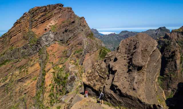 Steep hike already in the beginning from Arieiro to Ruivo