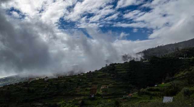 Lower and higher clouds in Madeira caused by microclimate